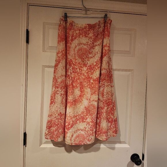 Appleseed's Dresses & Skirts - Pink and white floral stretchy midi skirt